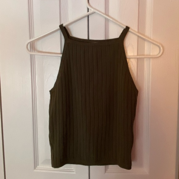 Green Crop Top - Picture 3 of 3